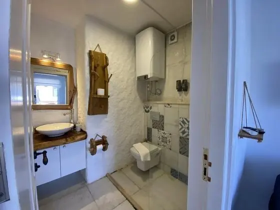 Suite Balkonlu Havuz Manzaralı