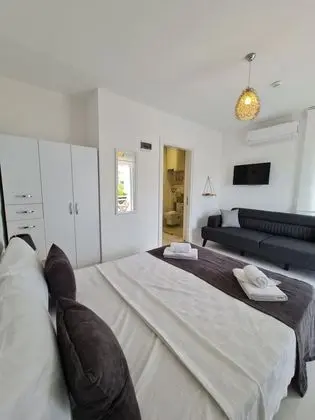 Suite,Havuz Manzaralı,Teraslı