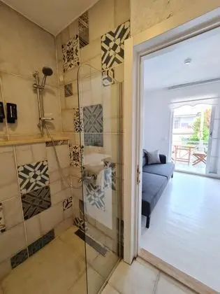 Suite,Havuz Manzaralı,Teraslı