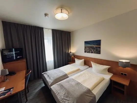 Standard Tek Büyük Yataklı Oda
