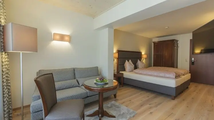 Deluxe Tek Büyük Yataklı Oda, 1 Yatak Odası, Balkon, Dağ Manzaralı