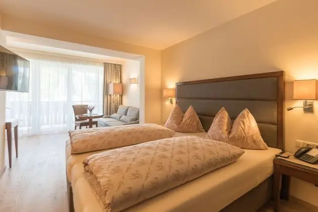 Deluxe Tek Büyük Yataklı Oda, 1 Yatak Odası, Balkon, Dağ Manzaralı