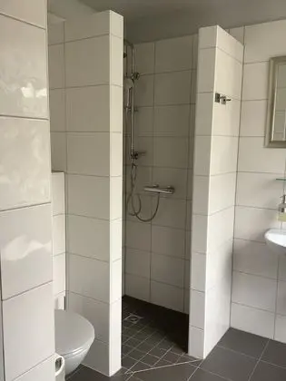 Basic Tek Büyük Yataklı Oda