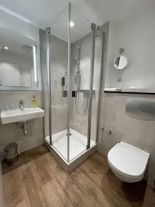 Comfort Büyük Yataklı Tek Kişilik Oda