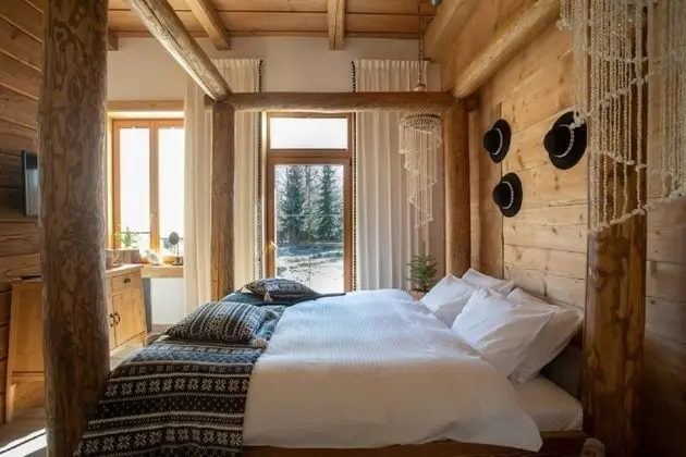 Design Tek Büyük Yataklı Oda (Dziki)