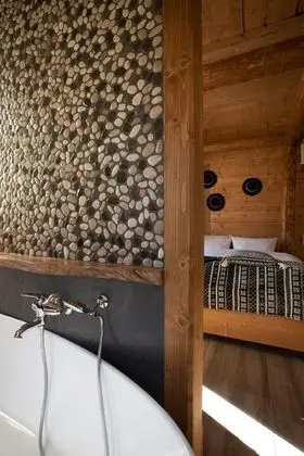 Design Tek Büyük Yataklı Oda (Dziki)