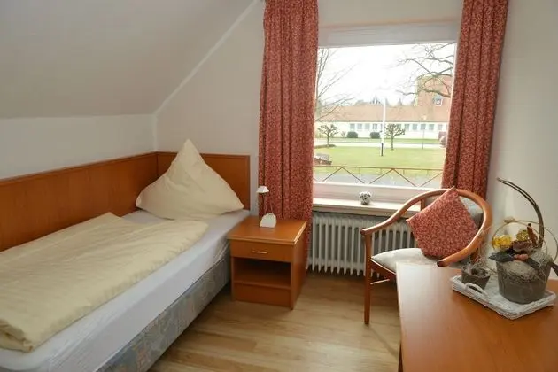 Tek Kişilik Oda (External Bathroom)