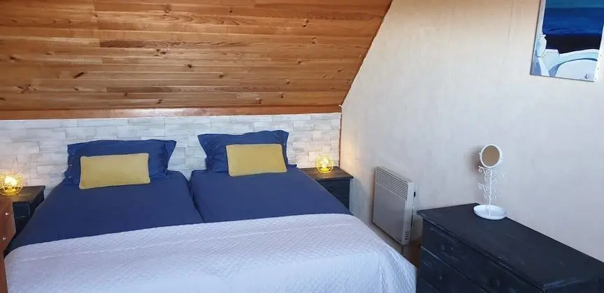 Tek Büyük Yataklı Oda, Tepe Manzaralı