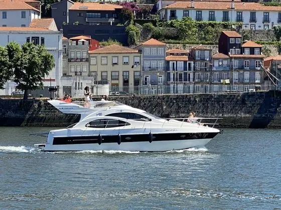 Karavan, 2 Yatak Odası (Luxury Yacht - Skyfall)