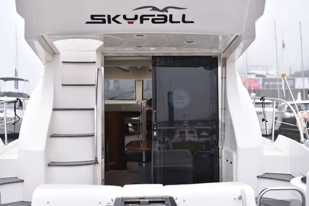 Karavan, 2 Yatak Odası (Luxury Yacht - Skyfall)