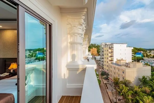 Deluxe Oda, Balkon, Okyanus Manzaralı
