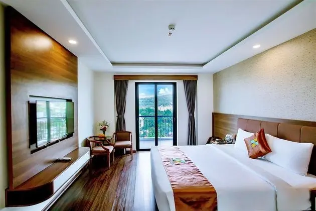 Deluxe Oda, Balkon, Okyanus Manzaralı