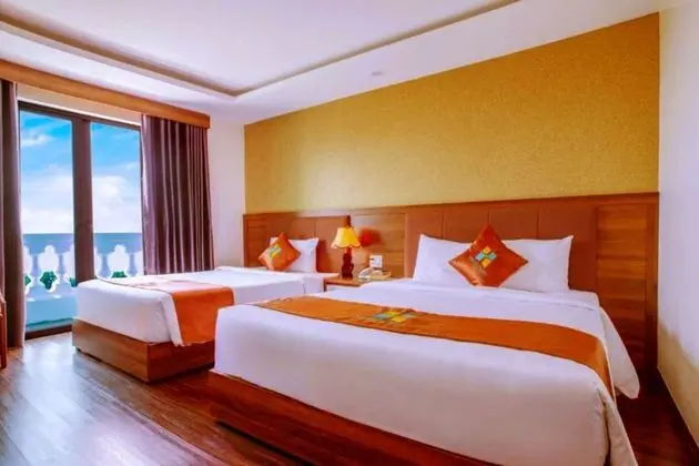 Deluxe Tek Büyük veya İki Ayrı Yataklı Oda, Balkon, Okyanus Manzaralı