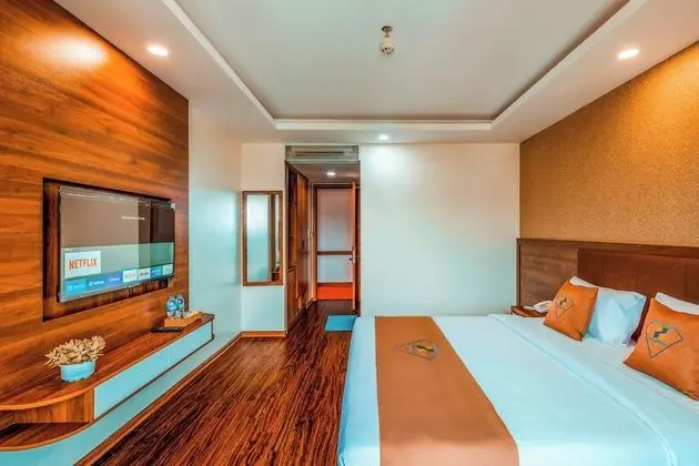 Deluxe Tek Büyük veya İki Ayrı Yataklı Oda, Balkon, Okyanus Manzaralı