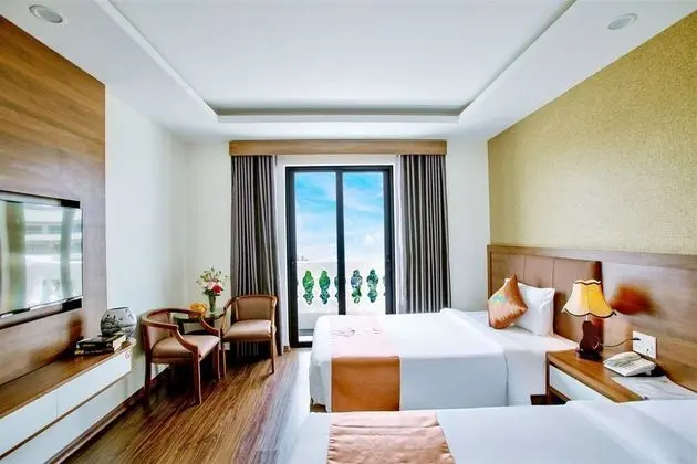 Deluxe Tek Büyük veya İki Ayrı Yataklı Oda, Balkon, Okyanus Manzaralı