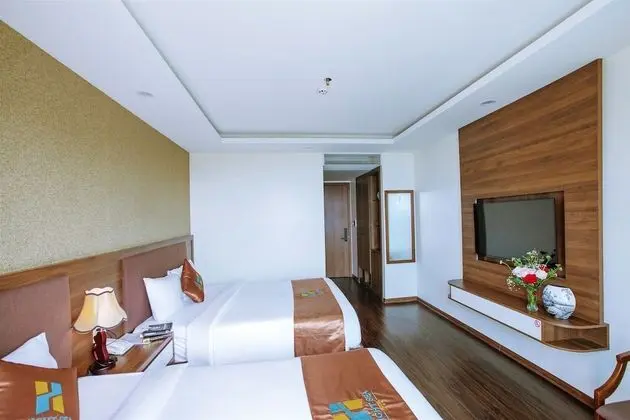 Deluxe Tek Büyük veya İki Ayrı Yataklı Oda, Balkon, Okyanus Manzaralı