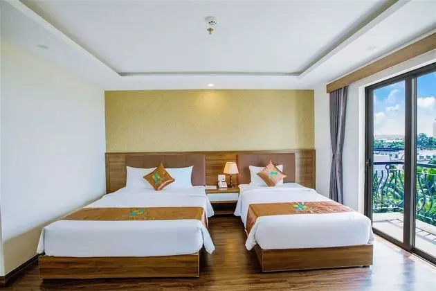 Deluxe Tek Büyük veya İki Ayrı Yataklı Oda, Balkon, Okyanus Manzaralı