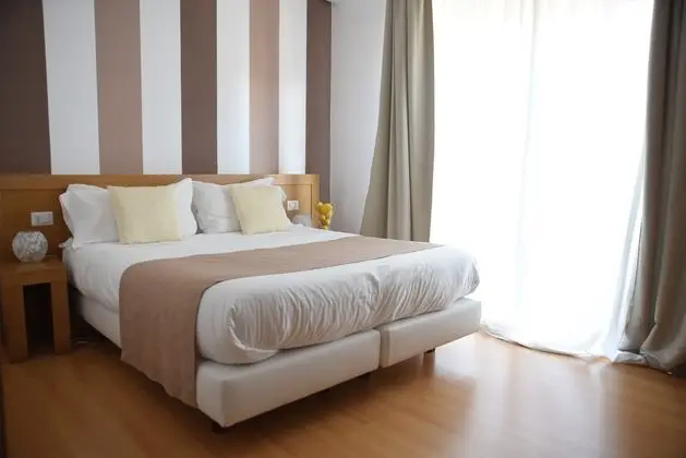 1 Çift Kişilik Veya 2 Tek Kişilik Yatak Standard