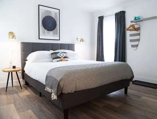 Oda, 1 Büyük (Queen) Boy Yatak