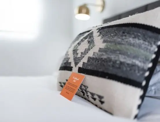 Oda, 1 Büyük (Queen) Boy Yatak