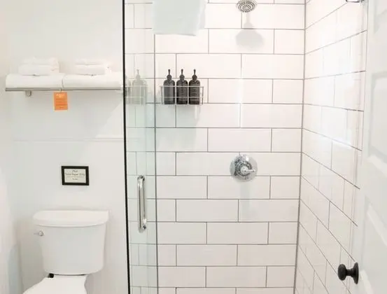 Oda, 1 Büyük (Queen) Boy Yatak