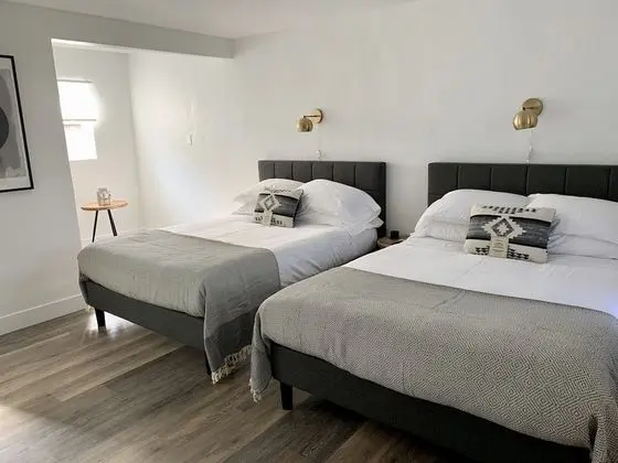 Tek Büyük Yataklı Oda