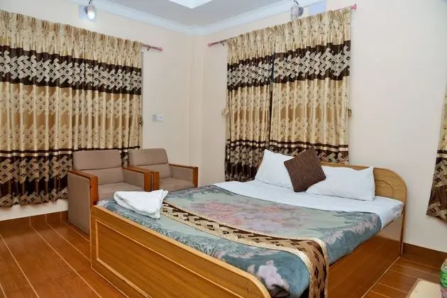 Deluxe Tek Büyük veya İki Ayrı Yataklı Oda