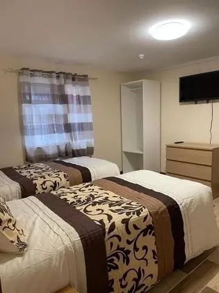 Basic Üç Kişilik Oda