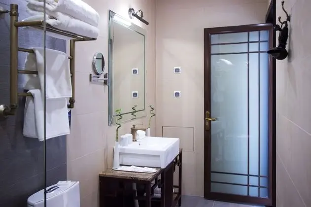 Comfort Tek Büyük veya İki Ayrı Yataklı Oda