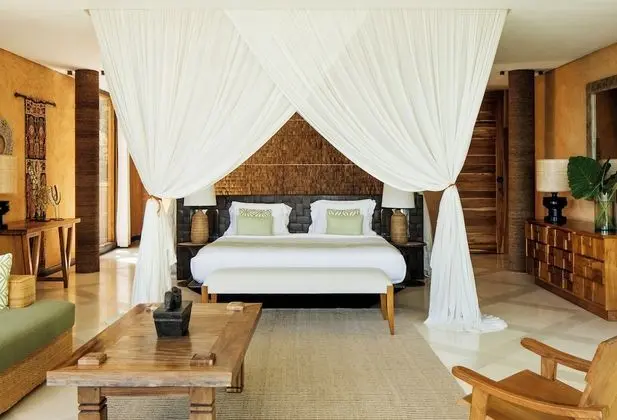 Kasambi / Lantoro / Wamoro 1 Bedroom Villa