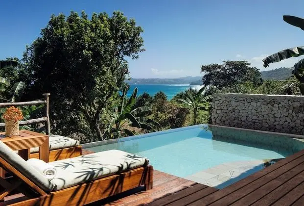 Kasambi / Lantoro / Wamoro 1 Bedroom Villa