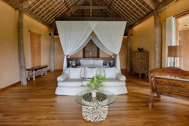 Kasambi / Lantoro / Wamoro 1 Bedroom Villa
