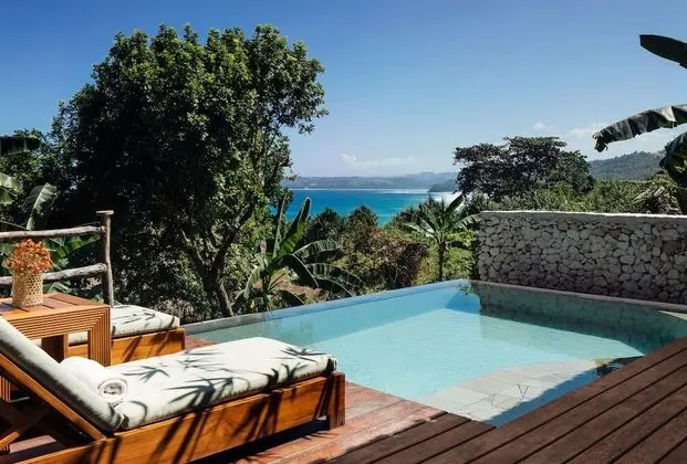 Kasambi / Lantoro / Wamoro 1 Bedroom Villa