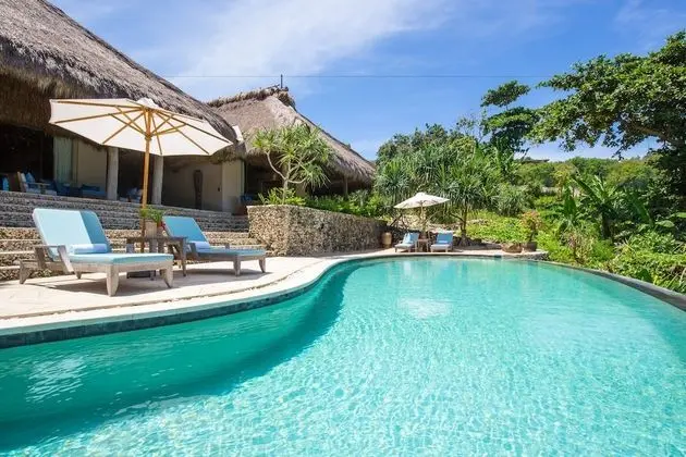 Kasambi / Lantoro / Wamoro 2 Bedroom Villa