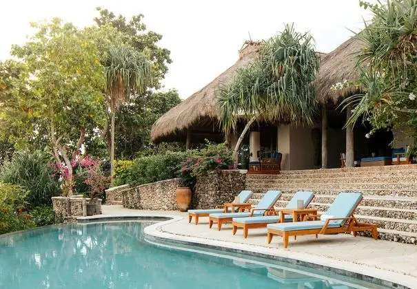 Kasambi / Lantoro / Wamoro 2 Bedroom Villa