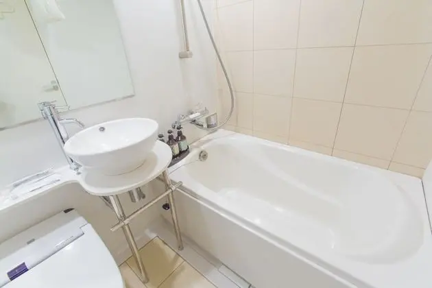 Basic Dört Kişilik Oda, Birden Çok Yatak, Sigara İçilmez (Connecting)
