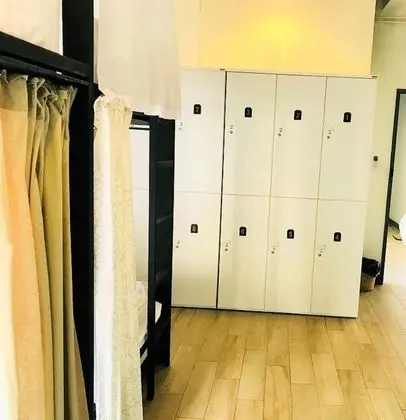Shared Dormitory 8 Bunk Beds