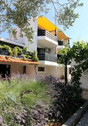 Apart Daire (Nik - 50m from beach - A5(4+1))