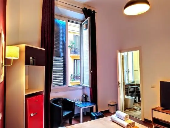 Economy Üç Kişilik Oda