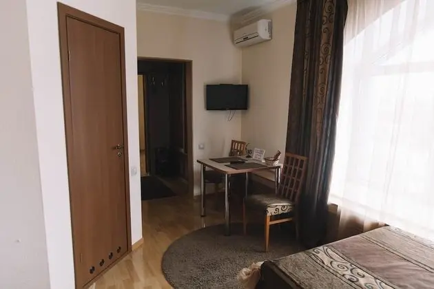 Comfort Tek Büyük veya İki Ayrı Yataklı Oda