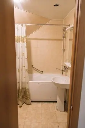 Comfort Tek Büyük veya İki Ayrı Yataklı Oda