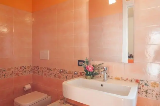 Üç Kişilik Oda, Bahçe Manzaralı