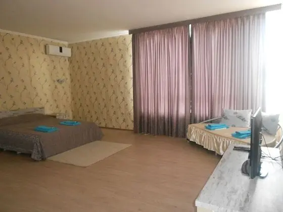 Luxury Dört Kişilik Oda, Dağ Manzaralı, Avlu