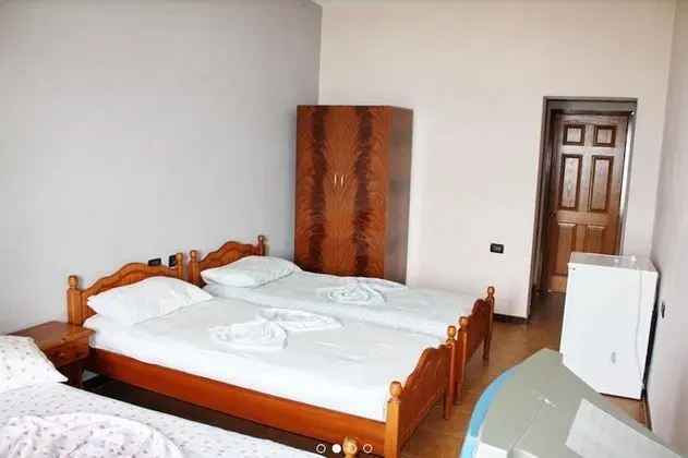 Büyük Yataklı Tek Kişilik Oda