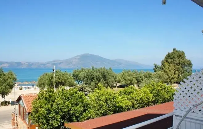 Üç Kişilik Oda