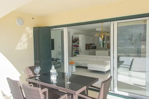 Villa, Deniz Manzaralı