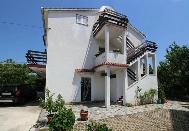 Apart Daire (Nika - with parking - A1(4+2))