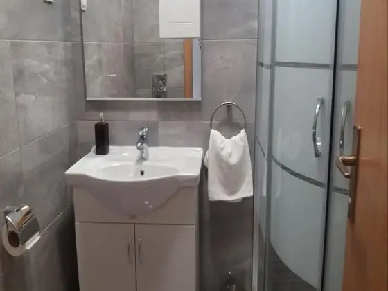 Villa (Five-Bedroom Villa with Pool)