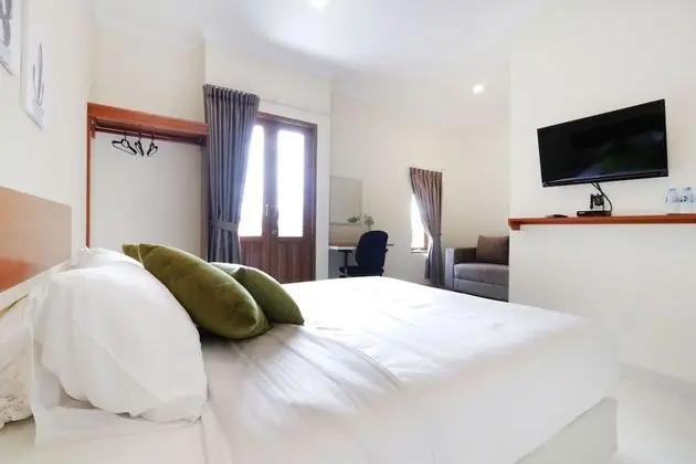 Deluxe Tek Büyük Yataklı Oda