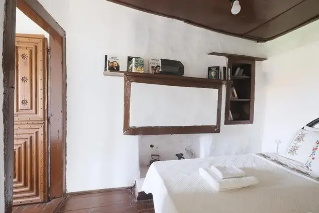 House, Simge Yapı Manzaralı, Şömineli Soba